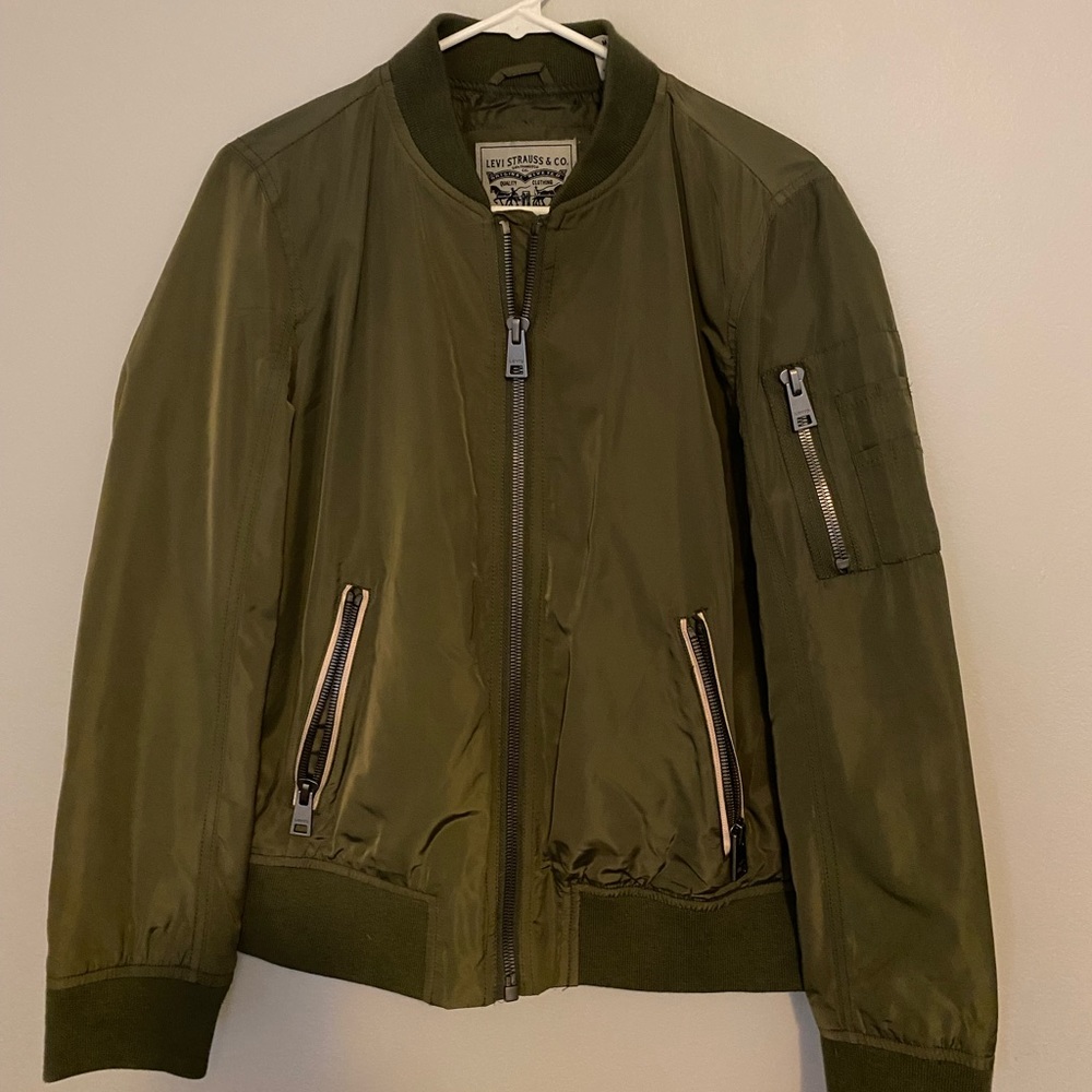 Women’s Levi’s bomber jacket